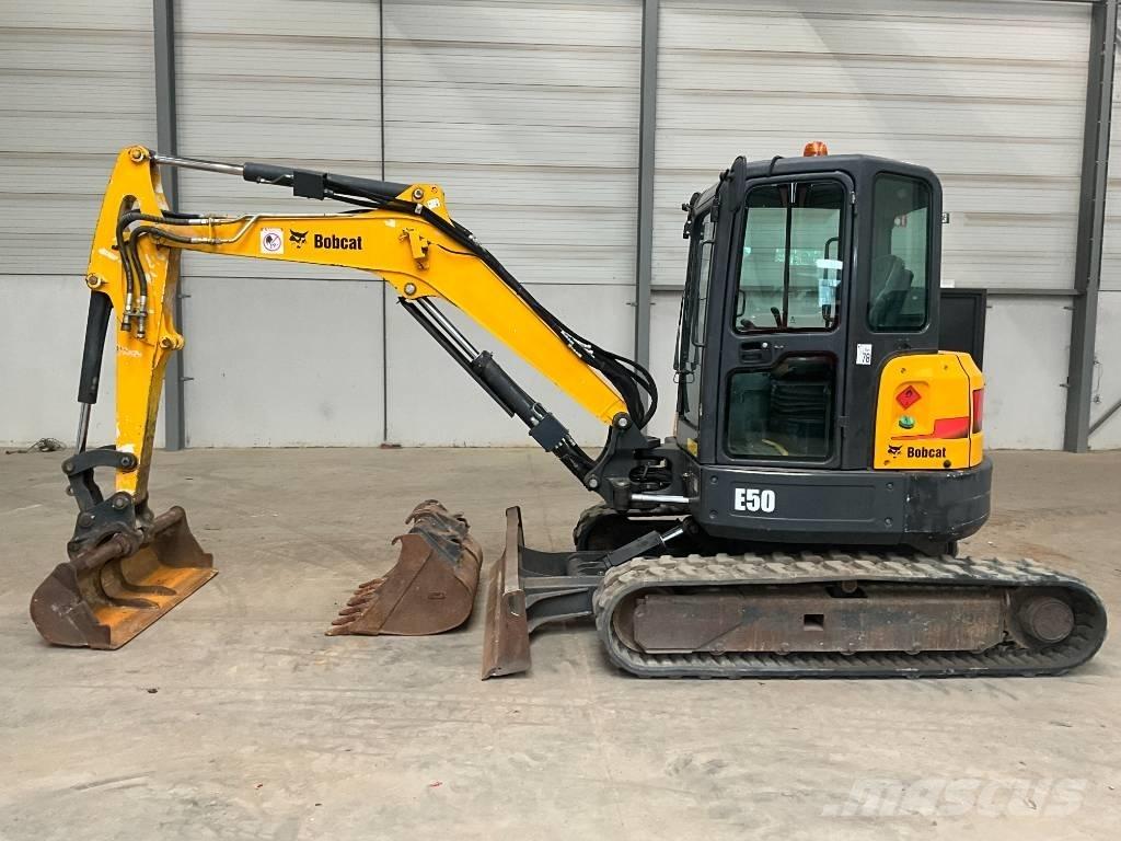Bobcat E 50 EM Mini excavadoras < 7t