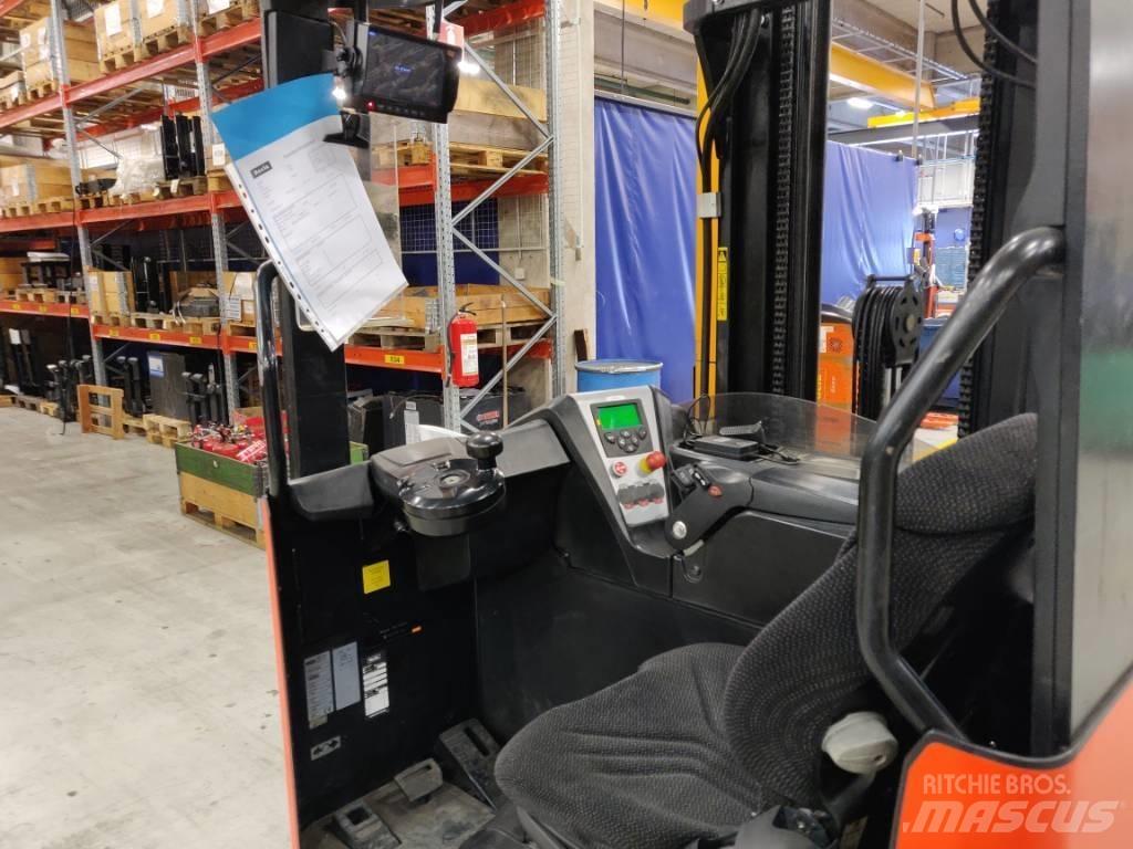 Rocla HS 16 F 5900 Carretillas retráctiles