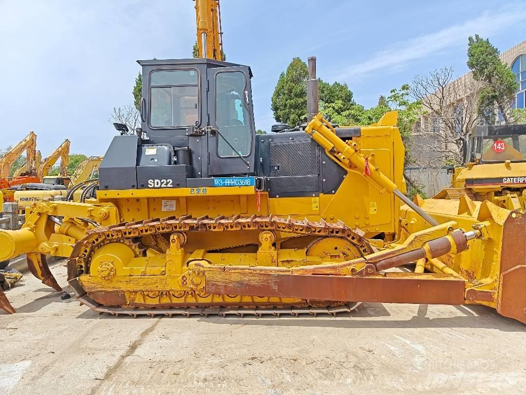 Shantui SD 22 Buldozer sobre oruga