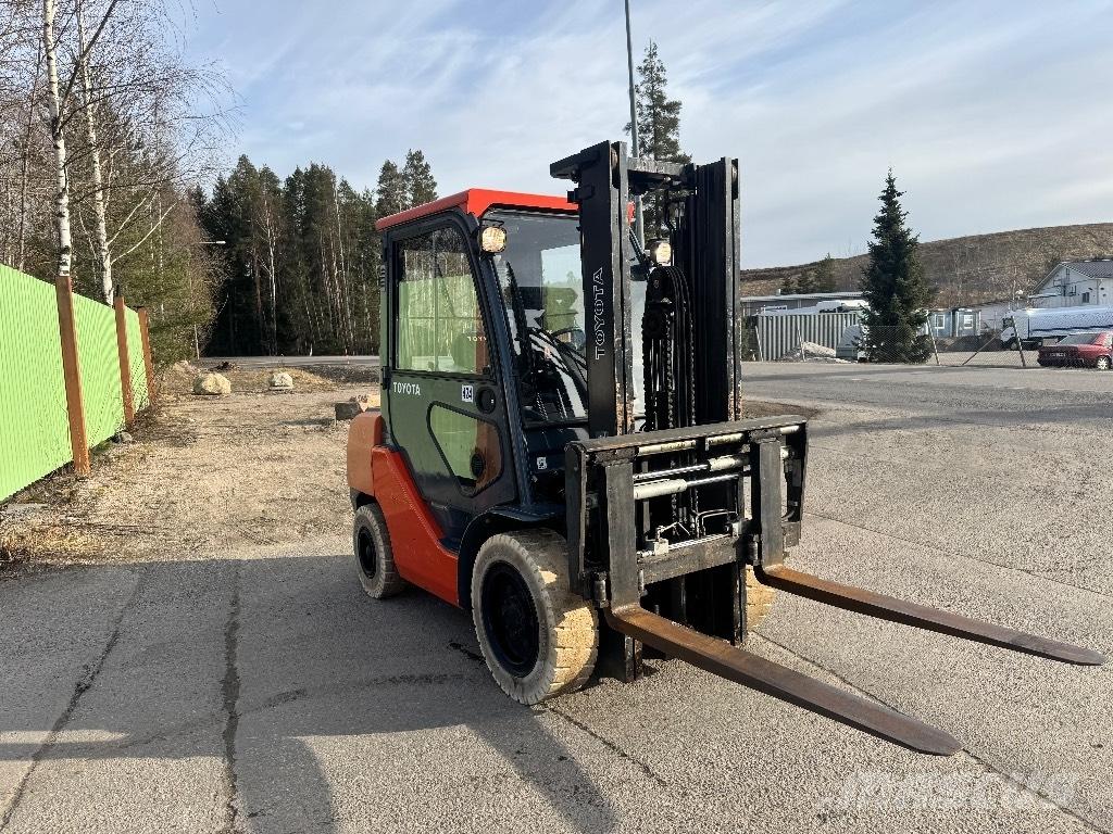 Toyota 02-8 FDF 30 Carretillas diesel