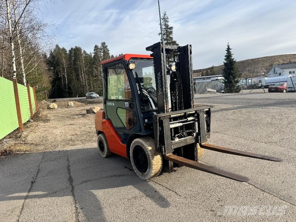 Toyota 02-8 FDF 30 Carretillas diesel