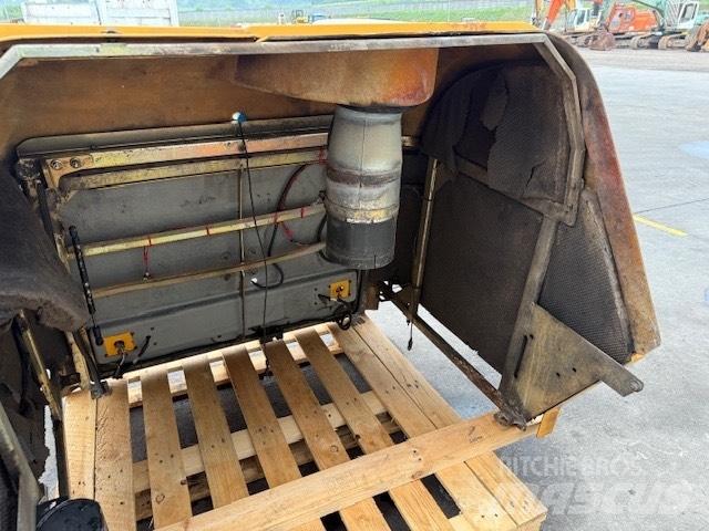 Liebherr L 556 BODY Chasis y suspención