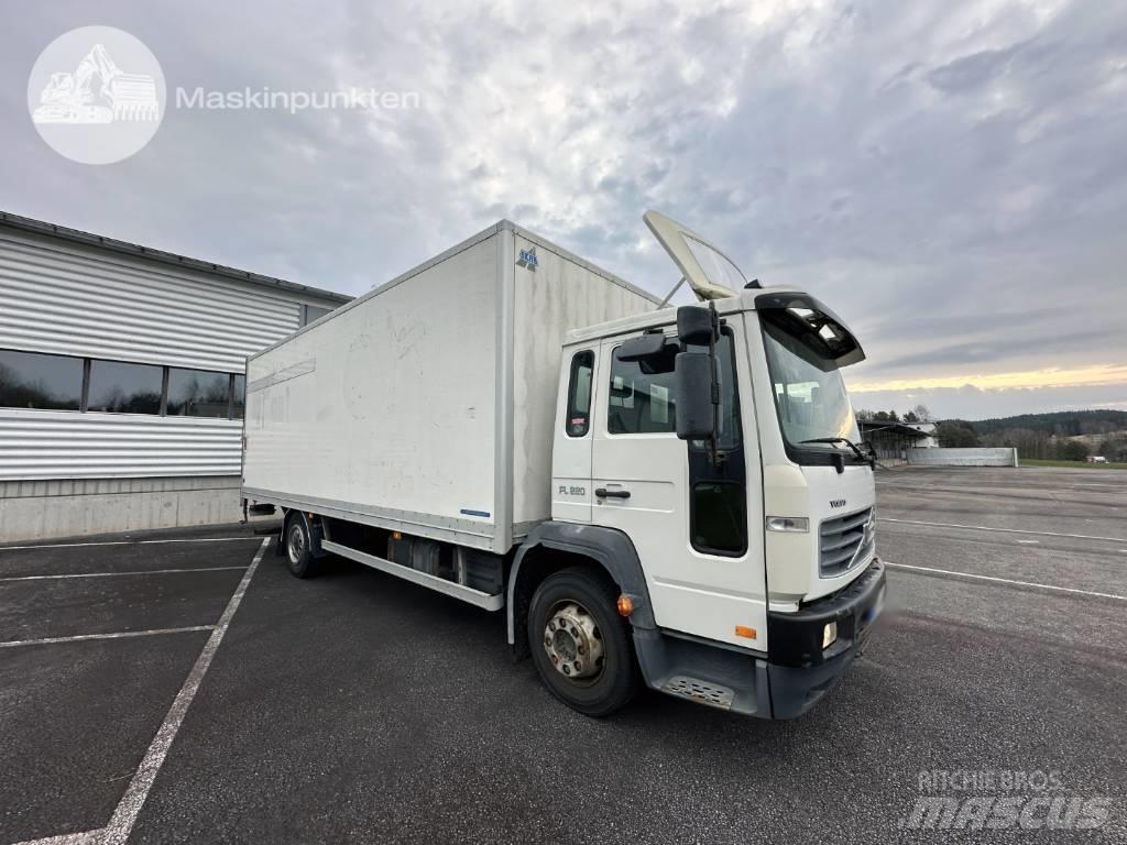 Volvo FL 612 Camiones caja cerrada
