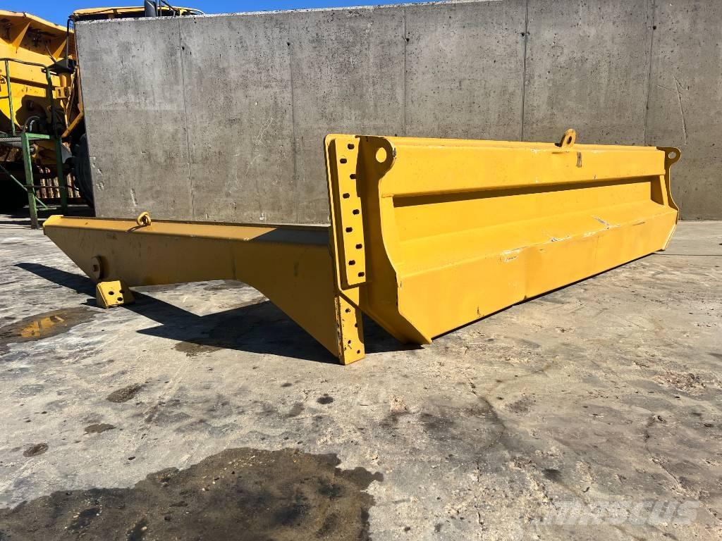 CAT TAILGATE CAT 735 Puertas traseras