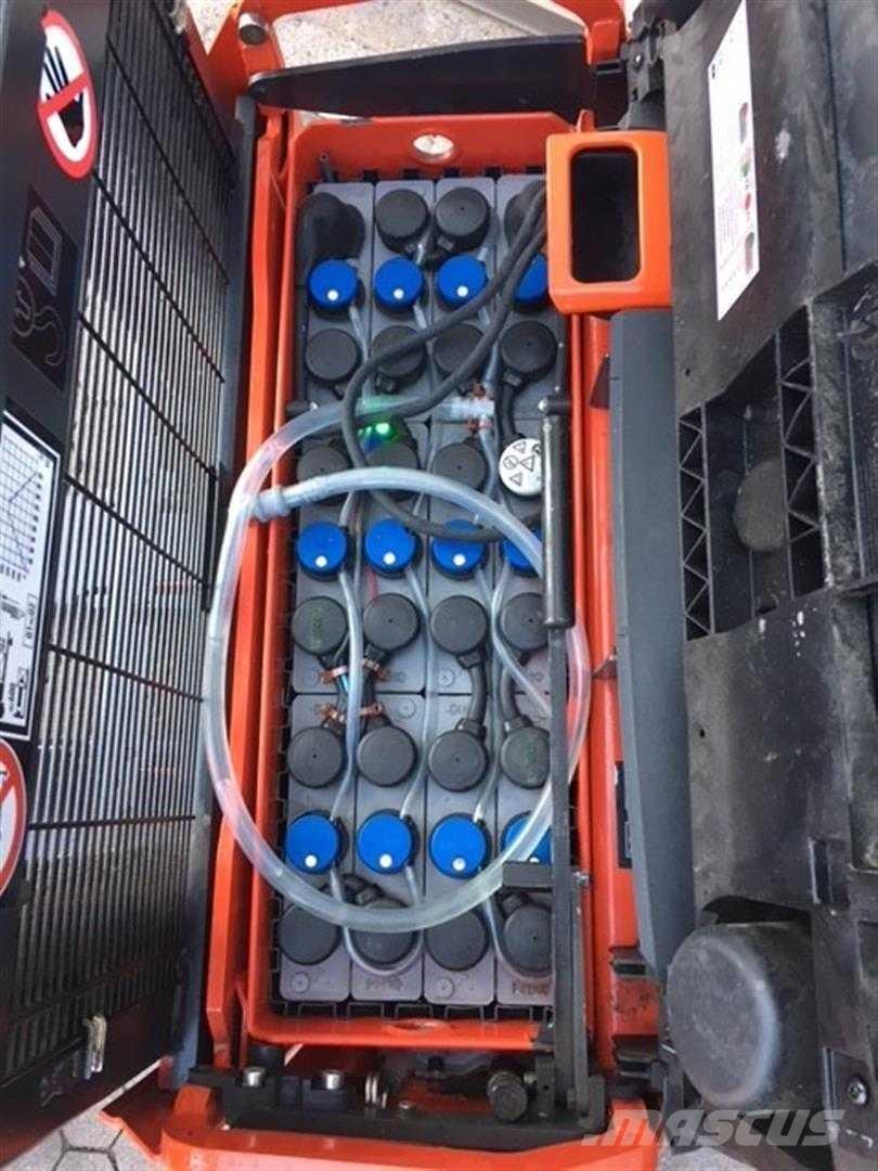 Linde D08 Recogepedidos de gran altura