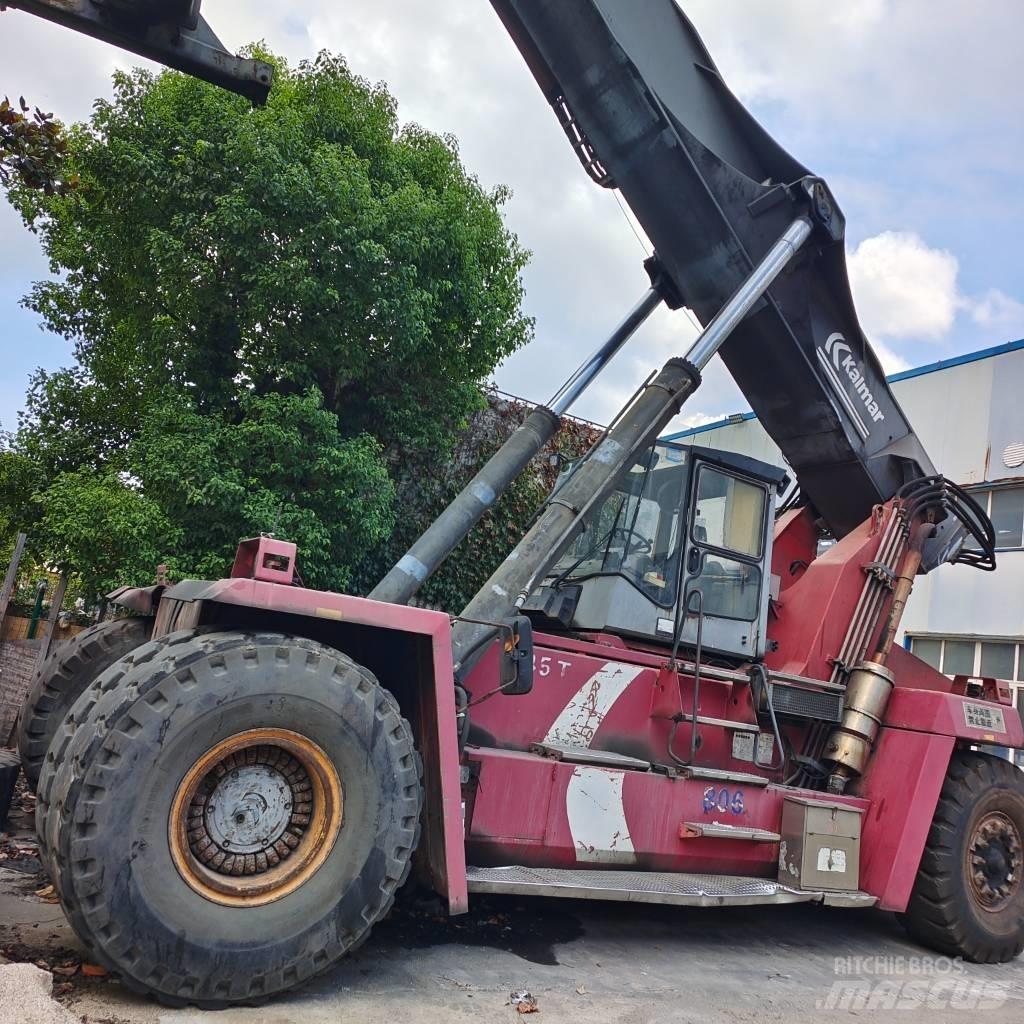 Kalmar DRF450 Manipulador de contenedores