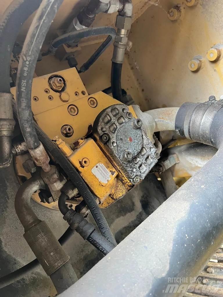 CAT 211B Excavadoras de cadenas
