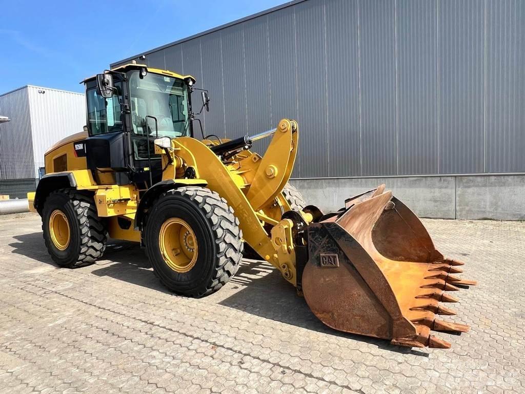 CAT 926M Cargadoras sobre ruedas