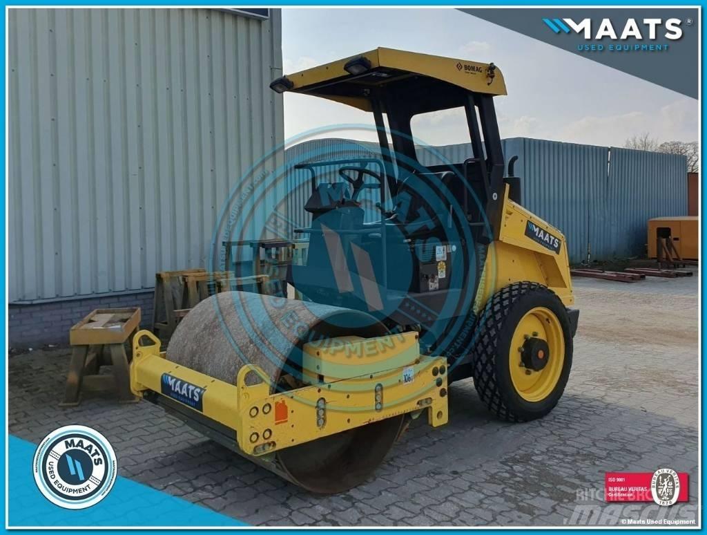 Bomag BW 124 D H-4 Rodillos de un solo tambor