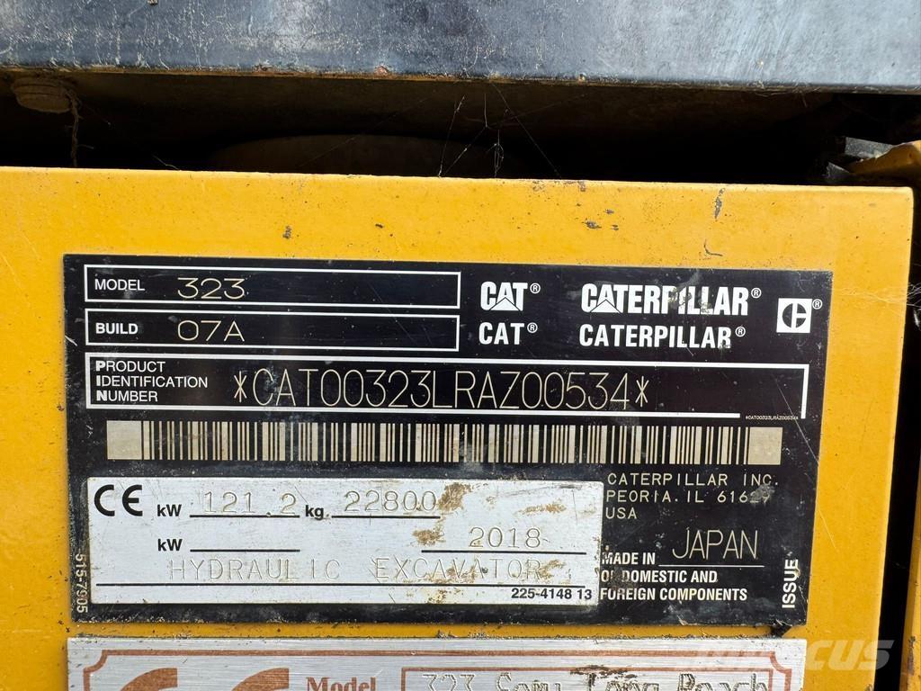 CAT 323 Excavadoras de cadenas