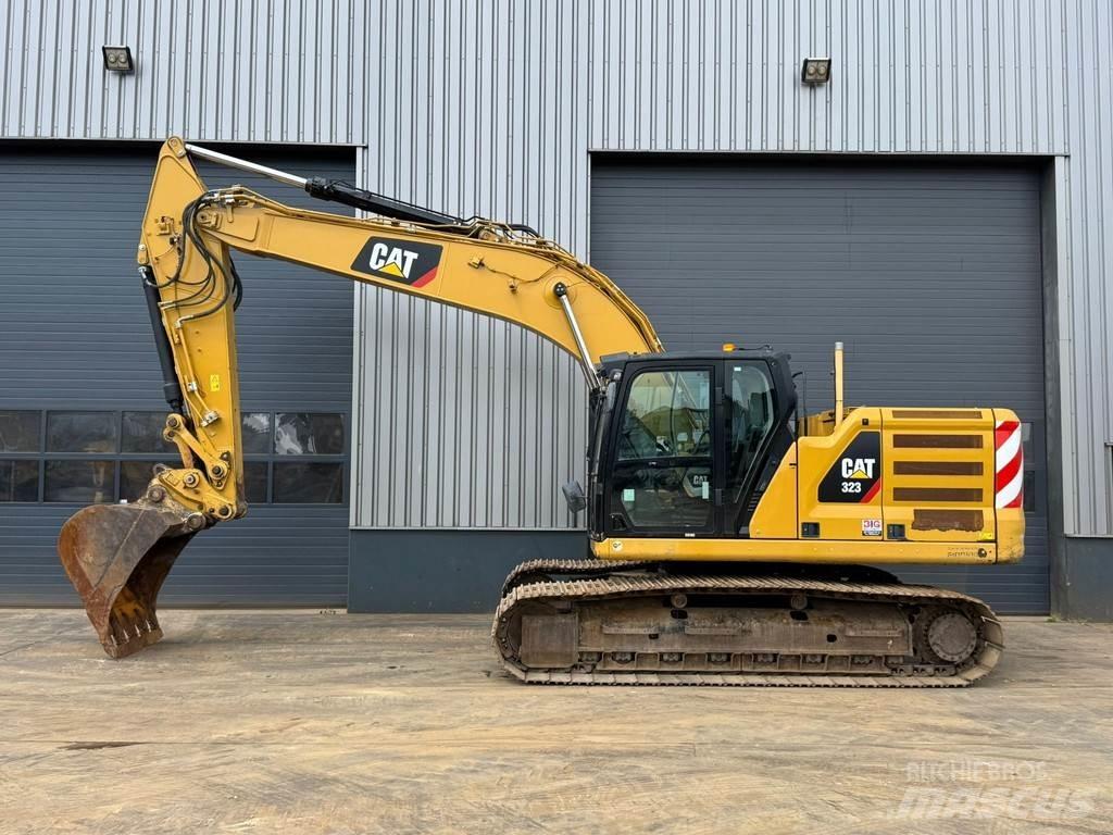 CAT 323 07A Excavadoras especiales