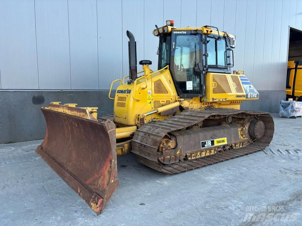 Komatsu D 61 PX-23 Buldozer sobre oruga