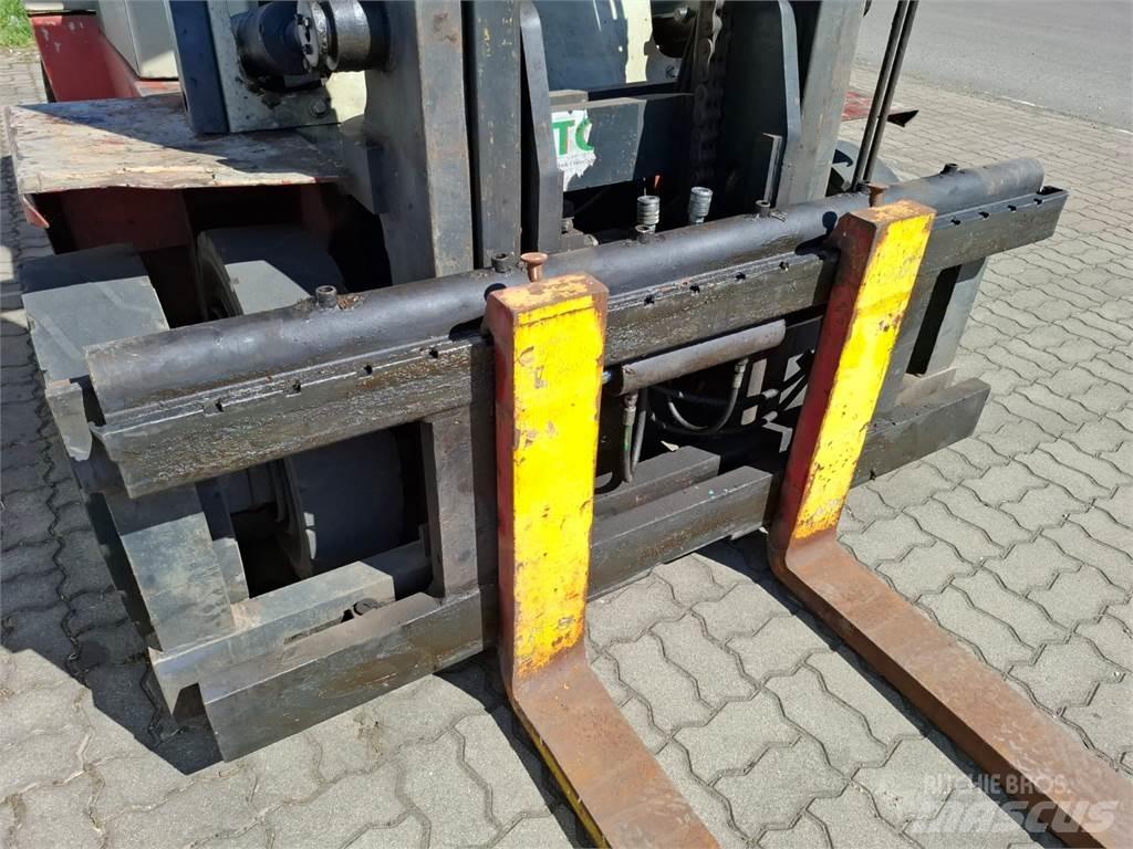 Nissan DF05A60U Carretillas diesel