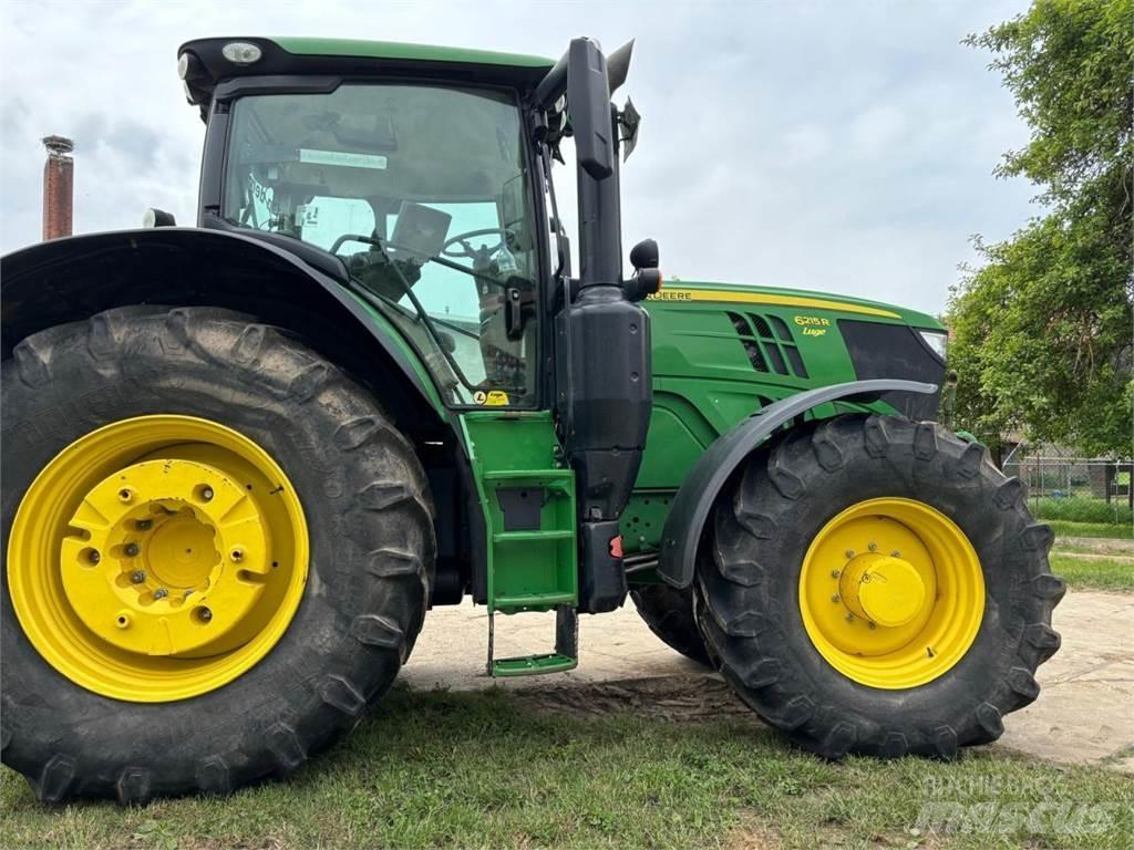 John Deere 6215 R Tractores