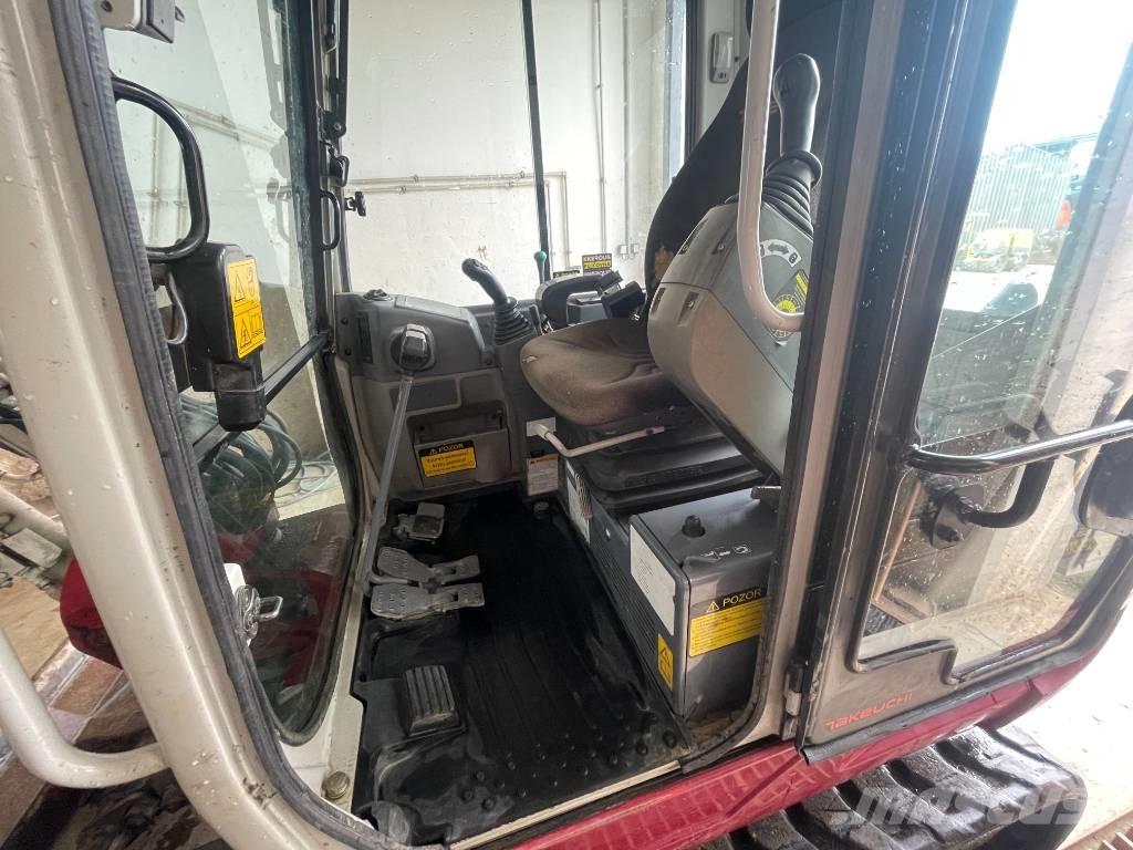 Takeuchi TB 250 Mini excavadoras < 7t