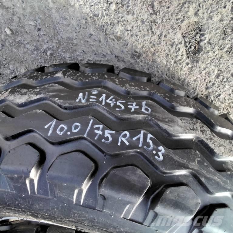 Advance 10.0/75R15.3 Neumáticos, ruedas y llantas