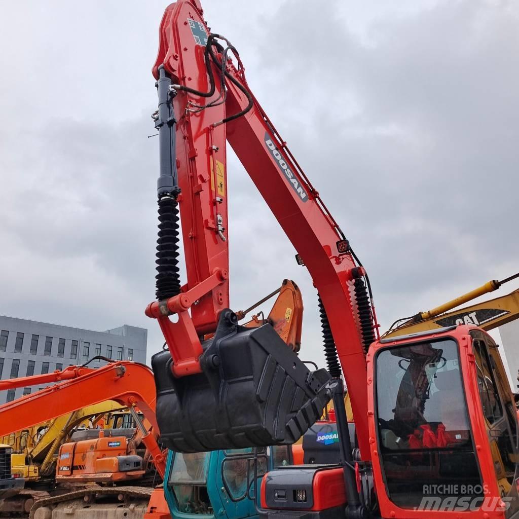 Doosan DH 150 Excavadoras de cadenas