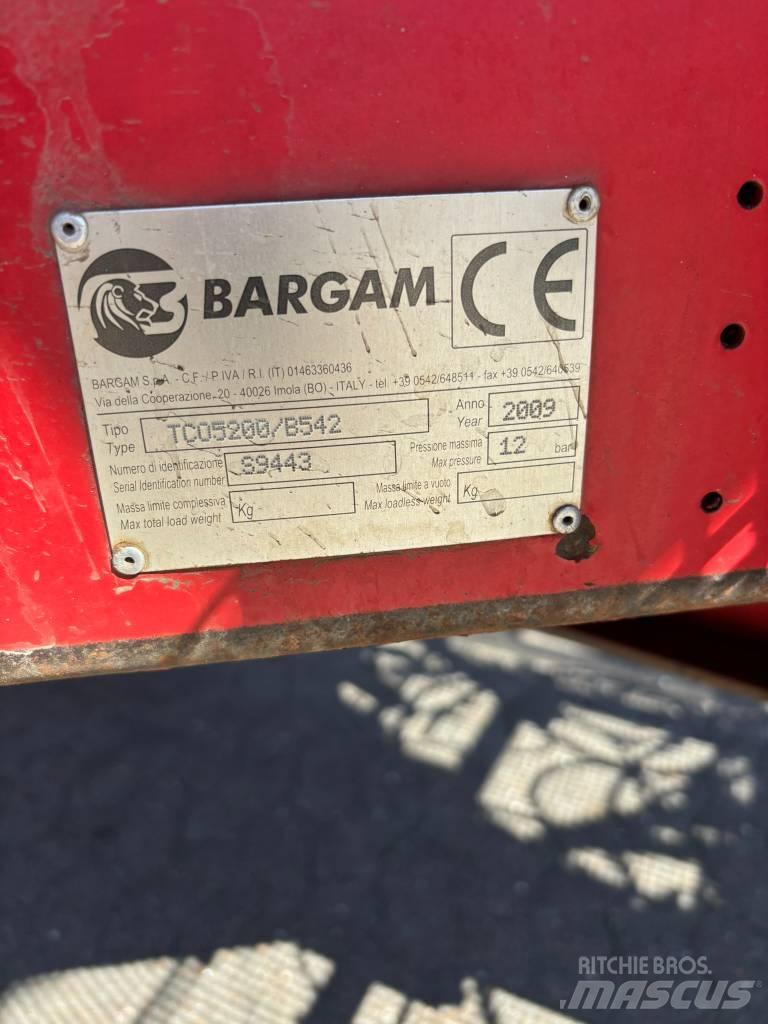 Bargam 5200 Compact Pulverizadores arrastrados
