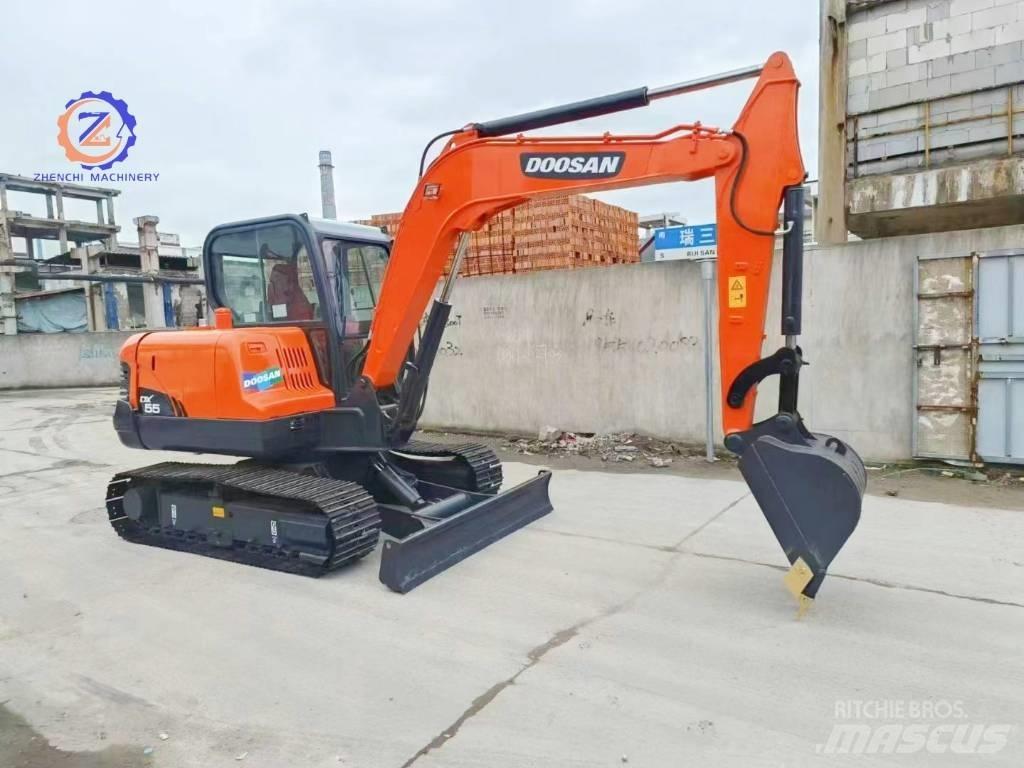 Doosan DX 55 Mini excavadoras < 7t