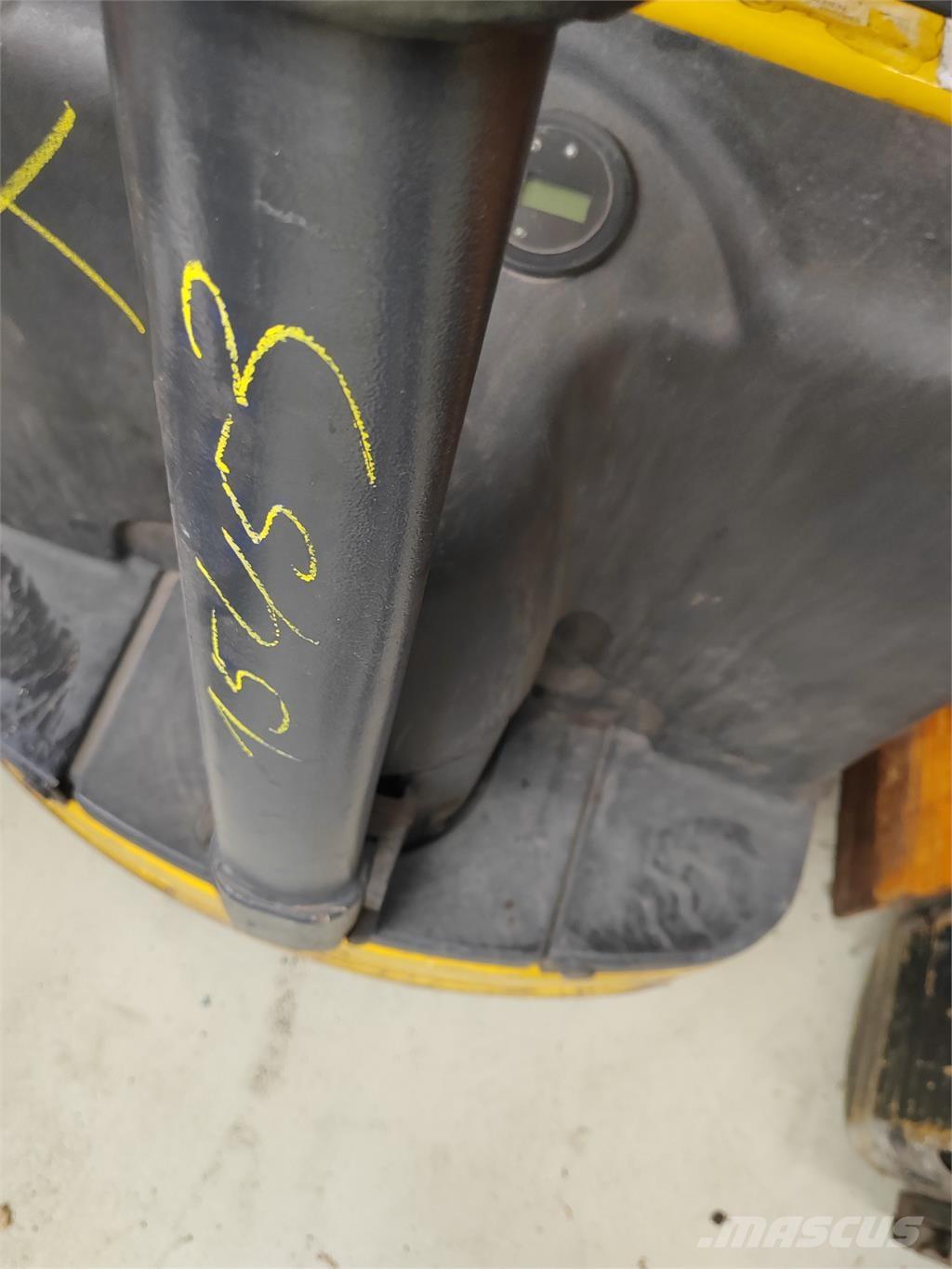 OM TL 18 Apiladores eléctricos