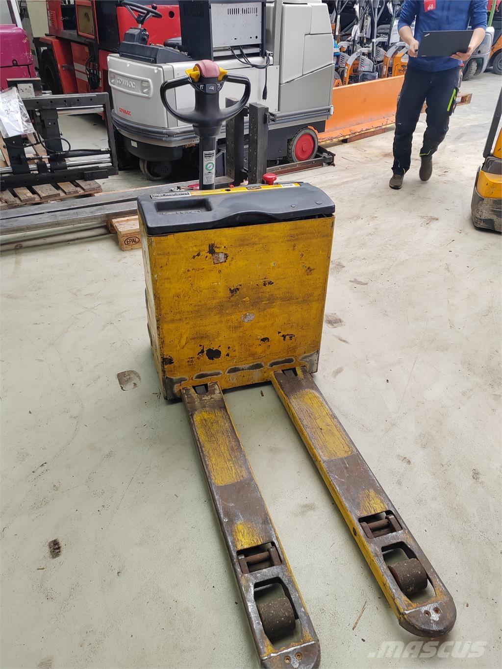 OM TL 18 Apiladores eléctricos