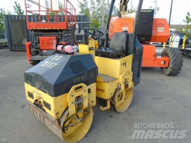Bomag BW 900-2 Rodillos de doble tambor