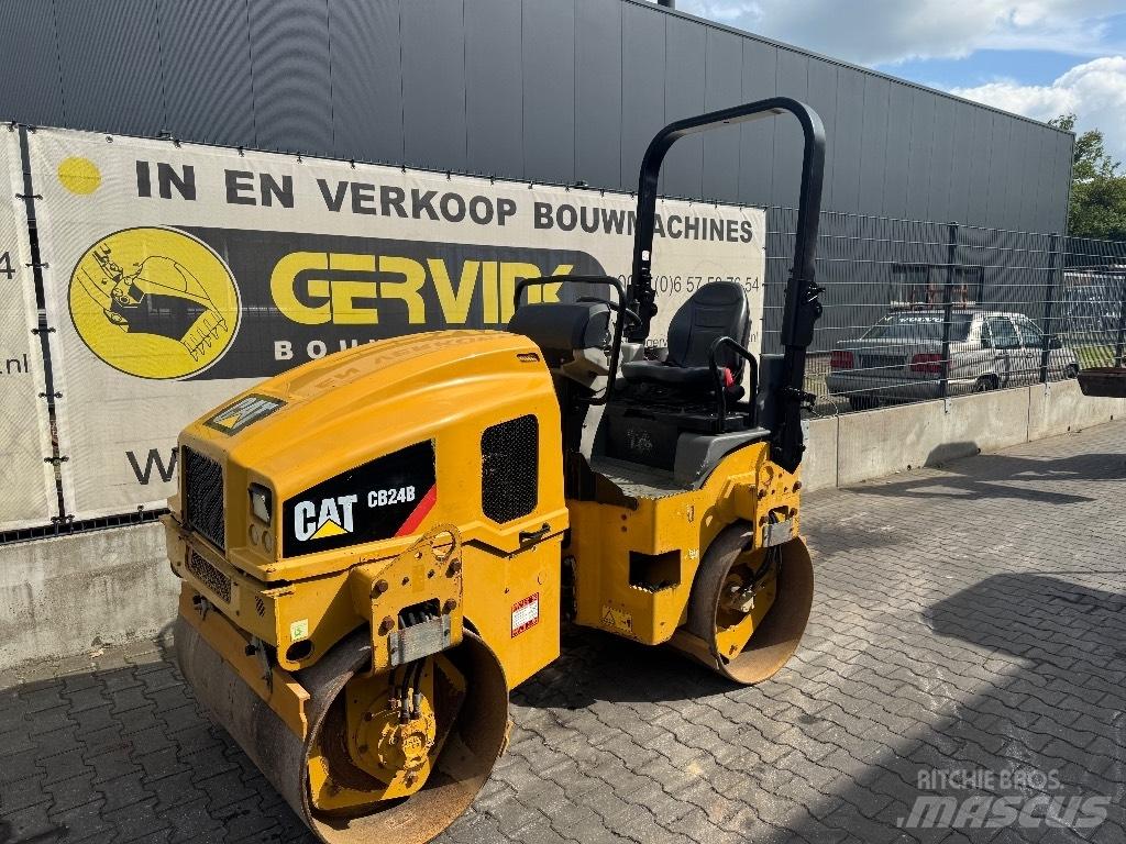 CAT CB 24 B Rodillos de doble tambor