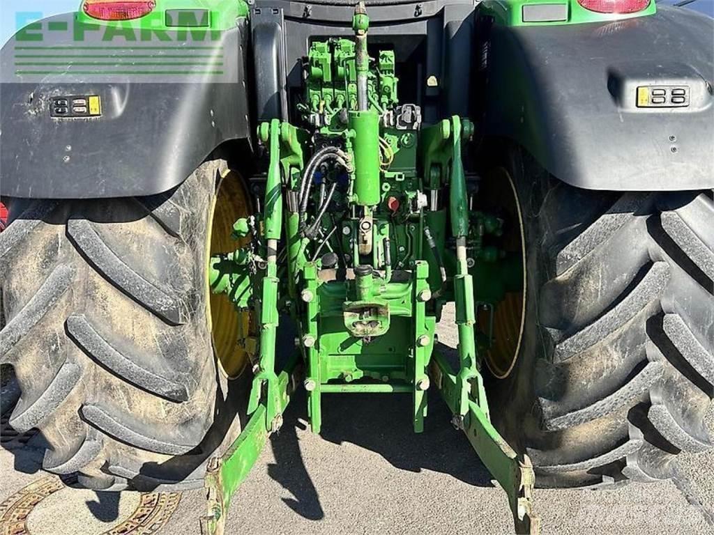 John Deere 6215r Tractores
