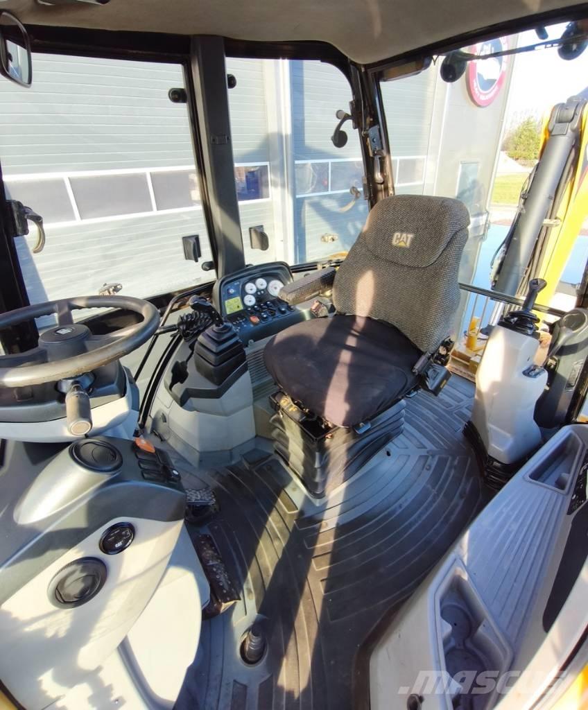 CAT 432 E Retrocargadoras