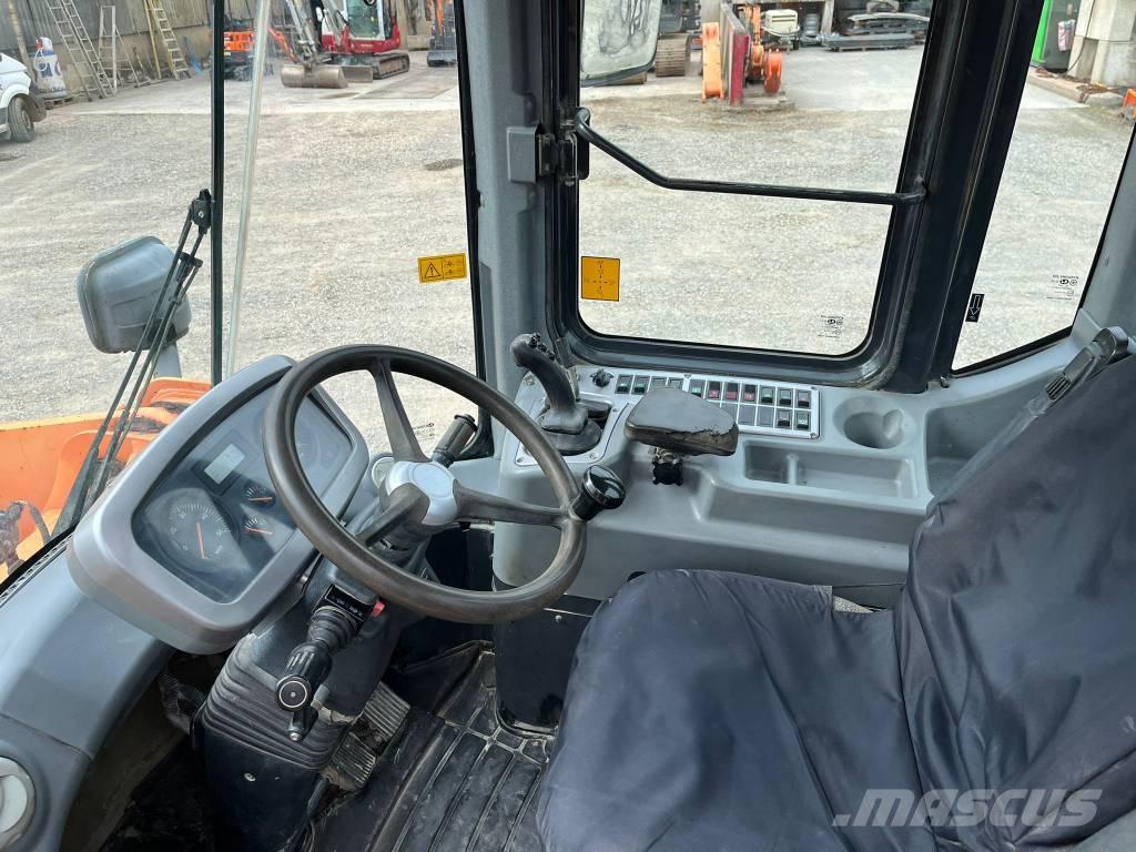Doosan DL 200 Cargadoras sobre ruedas