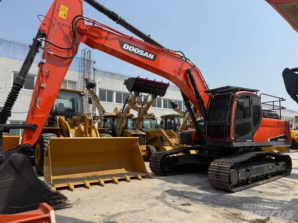 Doosan DX 300 LC Excavadoras de cadenas