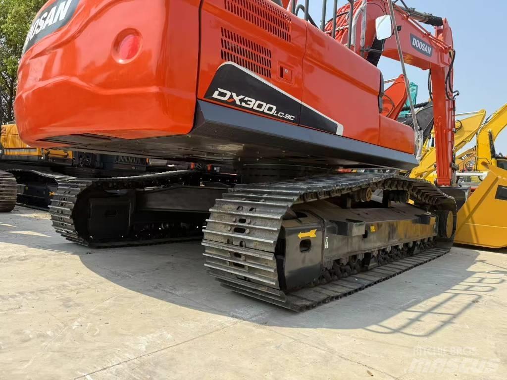 Doosan DX 300 LC Excavadoras de cadenas
