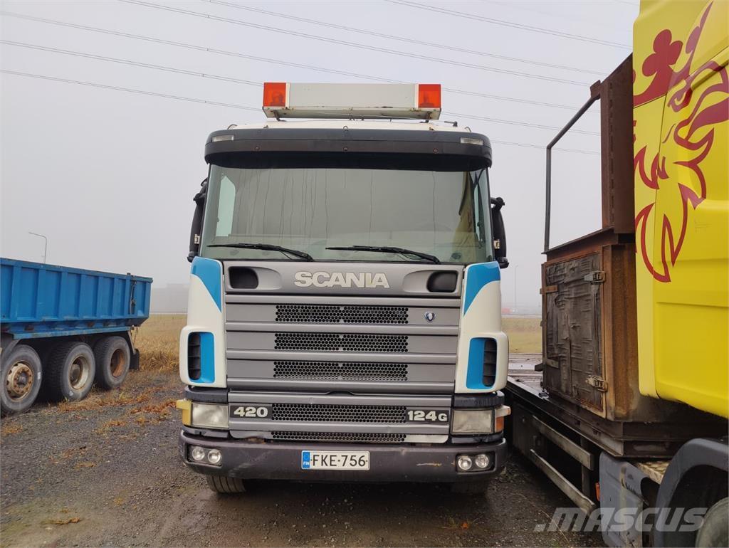 Scania G124 Camiones grúa