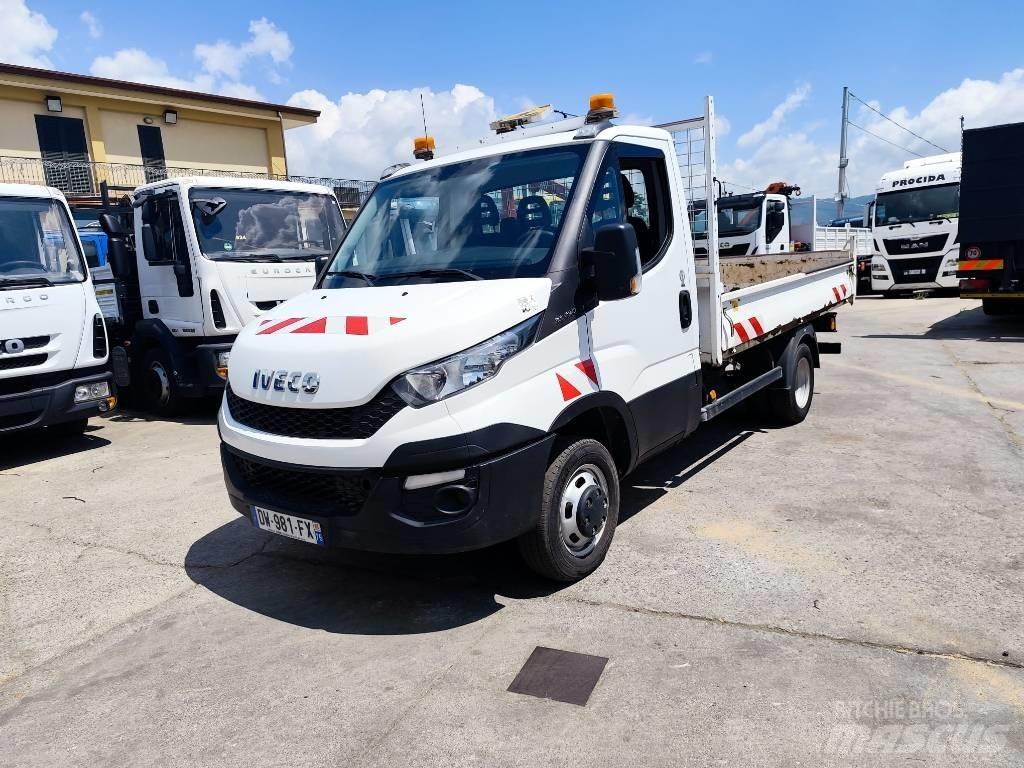 Iveco Daily 35-130 Camiones bañeras basculantes o volquetes
