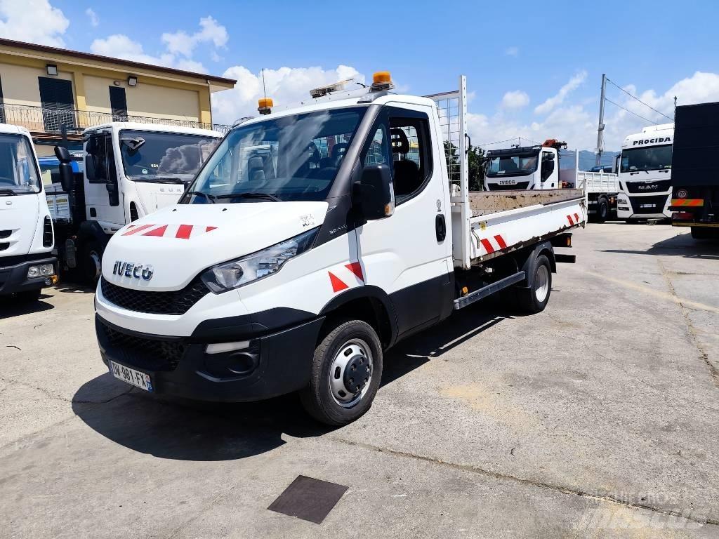 Iveco Daily 35-130 Camiones bañeras basculantes o volquetes