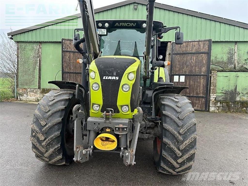 CLAAS arion 620 Tractores