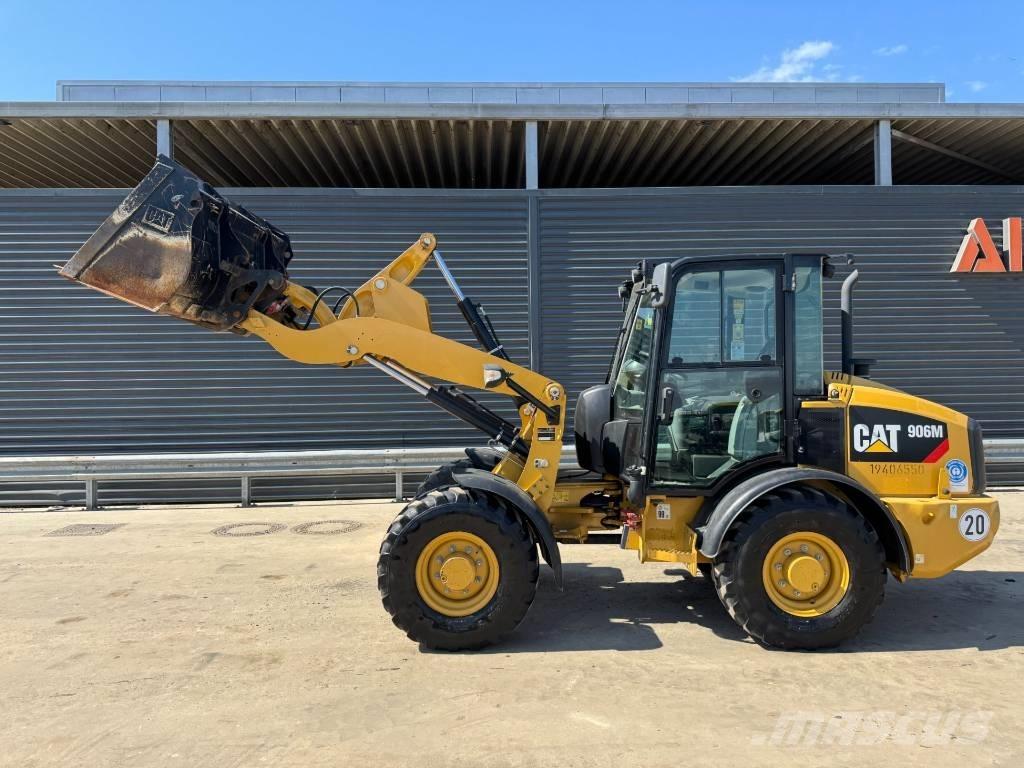 CAT 906M Cargadoras sobre ruedas