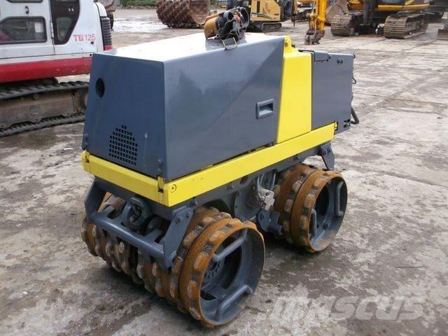 Bomag BMP 851 Vibradores