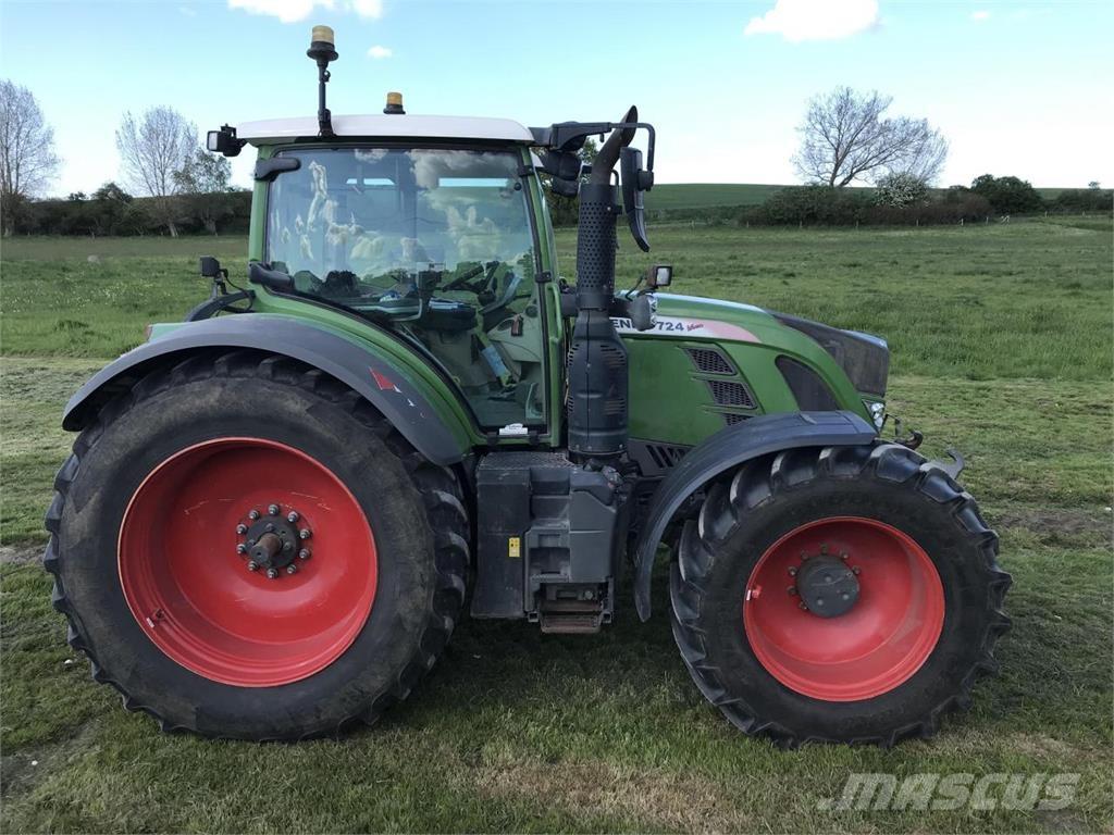 Fendt 724 Vario Tractores