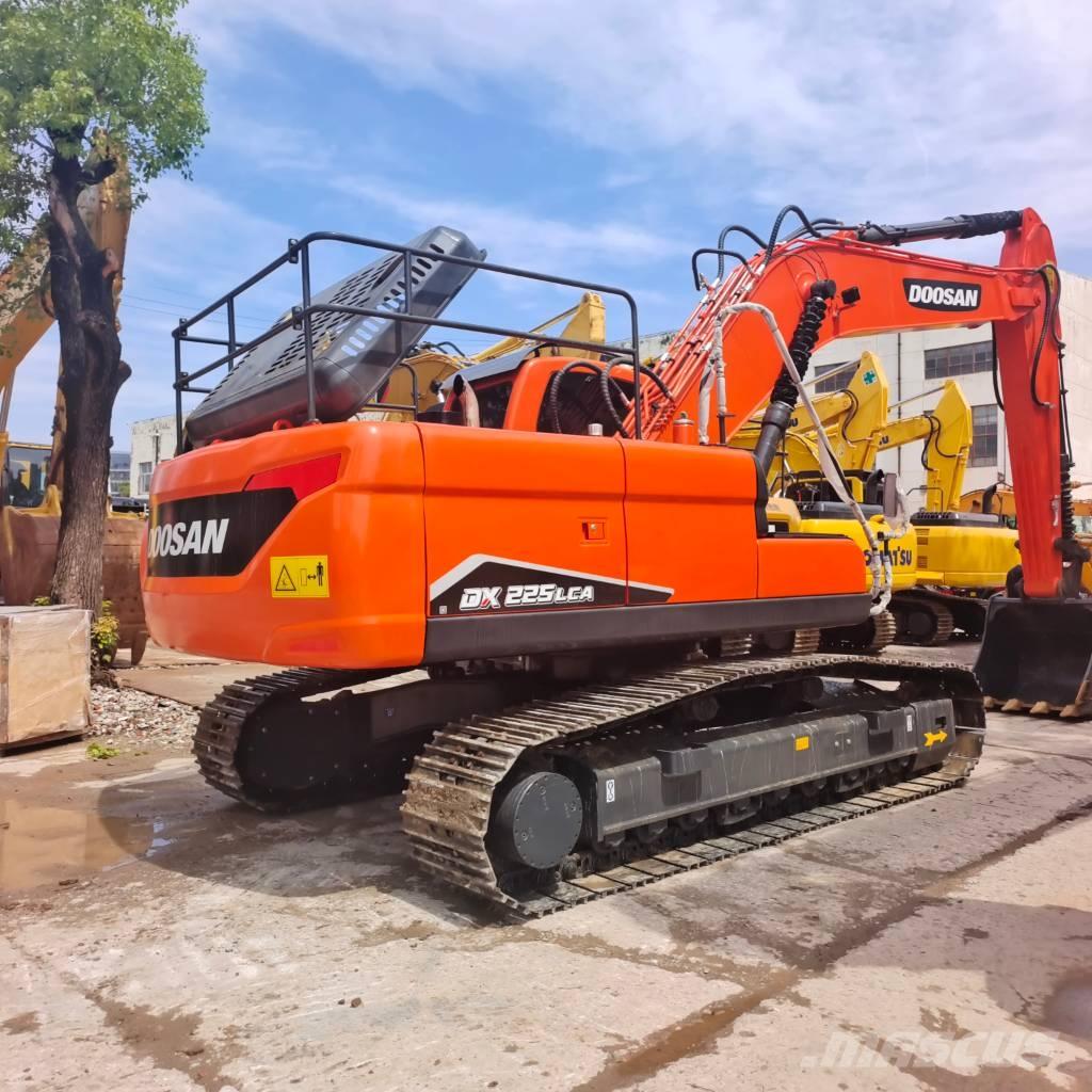 Doosan DX 225 LC-9C Excavadoras de cadenas