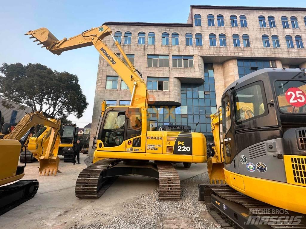 Komatsu PC 220-8 Excavadoras de cadenas