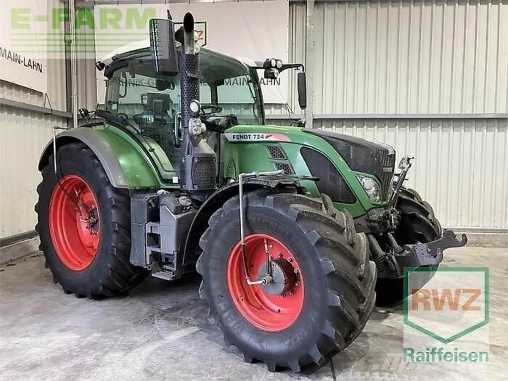 Fendt 724 vario Tractores