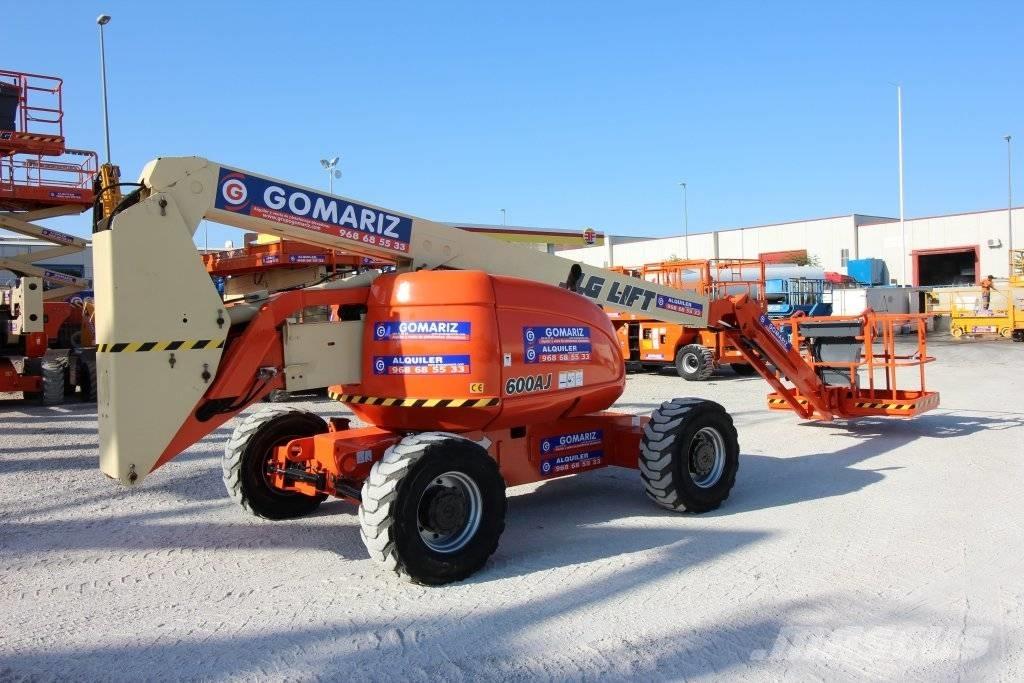 JLG 600 AJ Plataforma de trabajo articulada