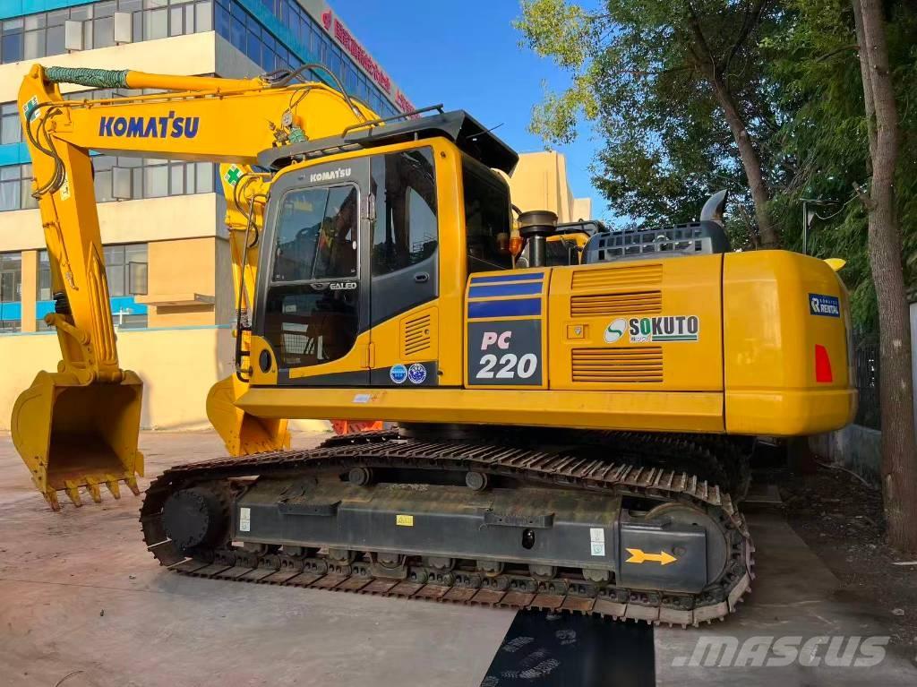 Komatsu PC 220-8 Excavadoras de cadenas