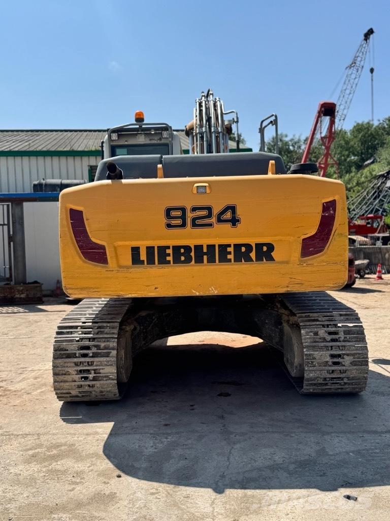 Liebherr 924 Excavadoras de cadenas