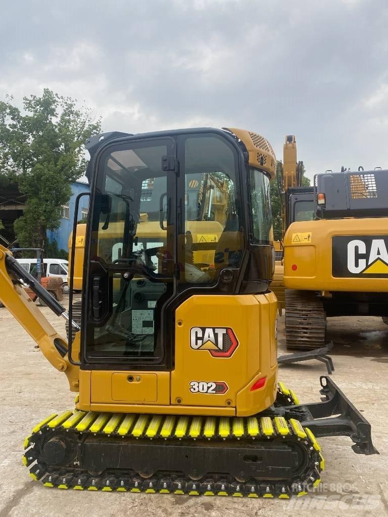 CAT 302 Mini excavadoras < 7t