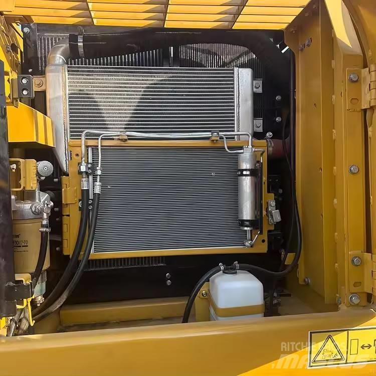 CAT 320 D2L Excavadoras de cadenas