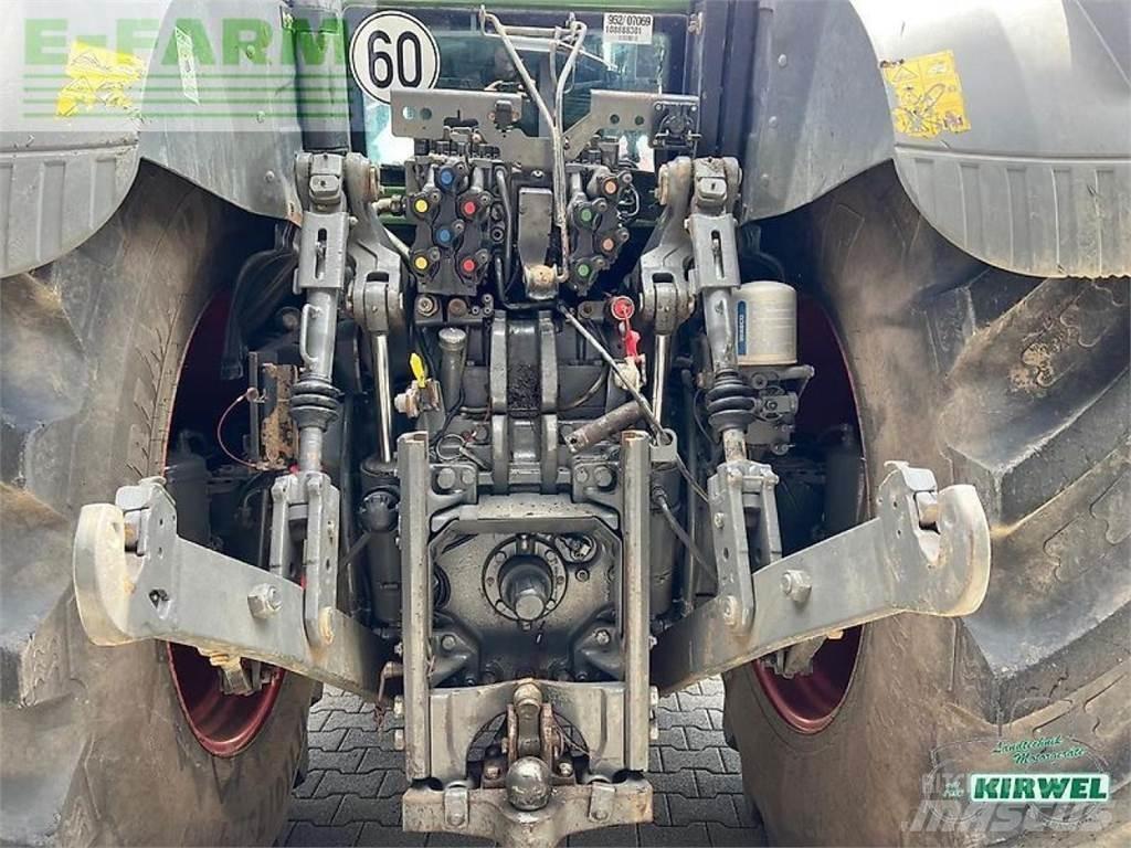 Fendt 933 vario s4 Tractores