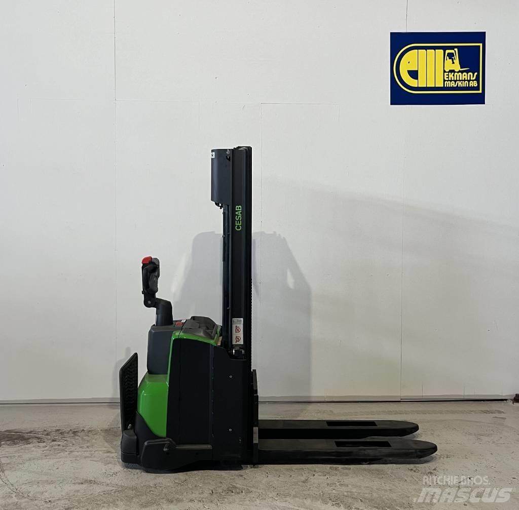 Cesab S 212 L Apiladores eléctricos