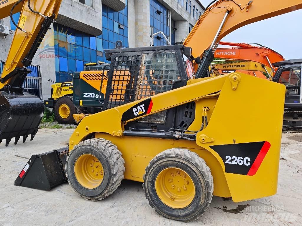 CAT 226 C Minicargadoras
